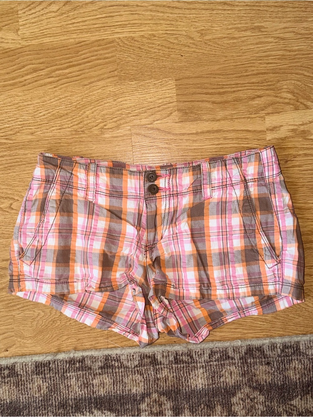 Aeropostale Plaid Low Rise Shorts Women’s Size 0 Pink Orange Cotton Y2K Casual - Picture 2 of 4